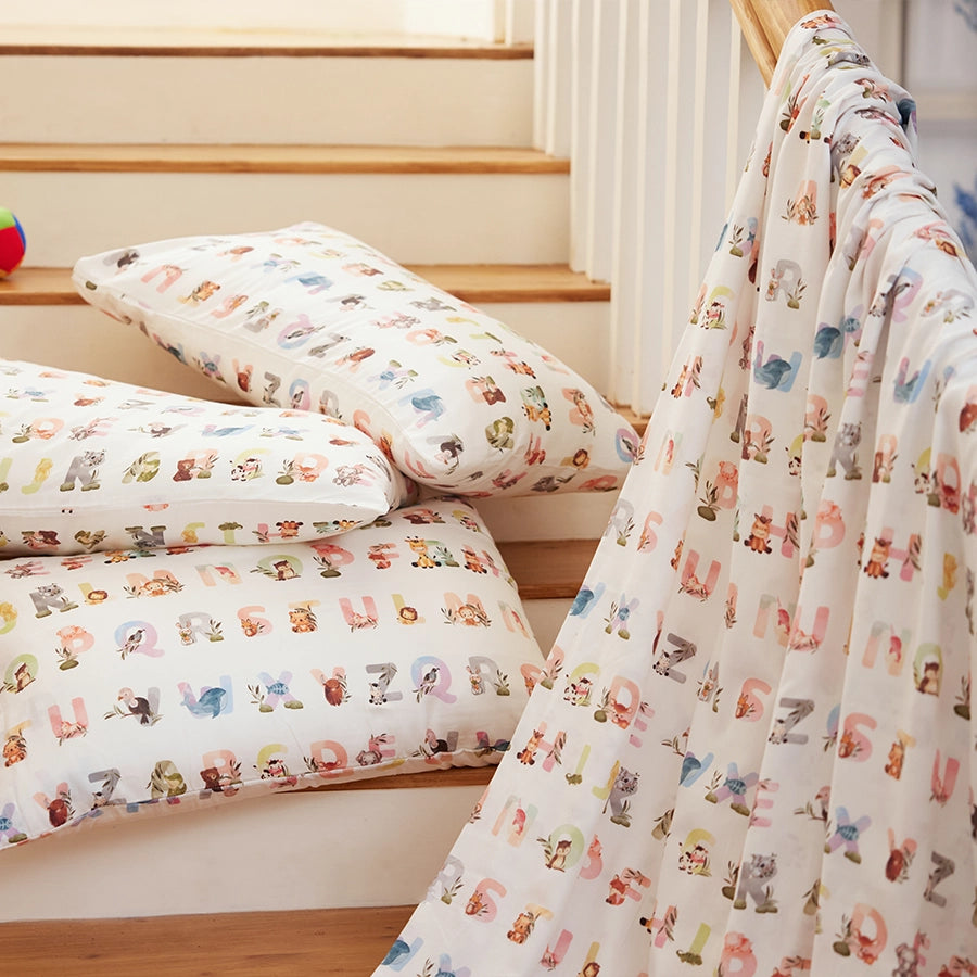 Quilt / AC Comforter | Size: Double | Alphabets Adventure