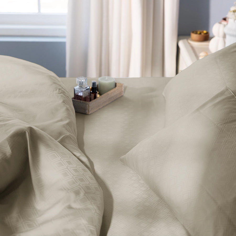 Duvet Cover | Dazzling Diamond Jacquard | 100% Cotton | Size : Double | 300TC