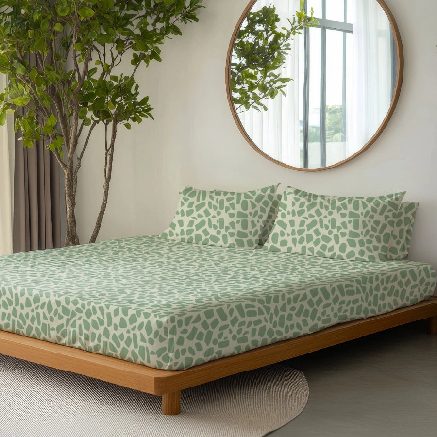 Bedsheet Set | Cheetah | 100% Cotton King Size Bedsheet + 2 Pillow Cases
